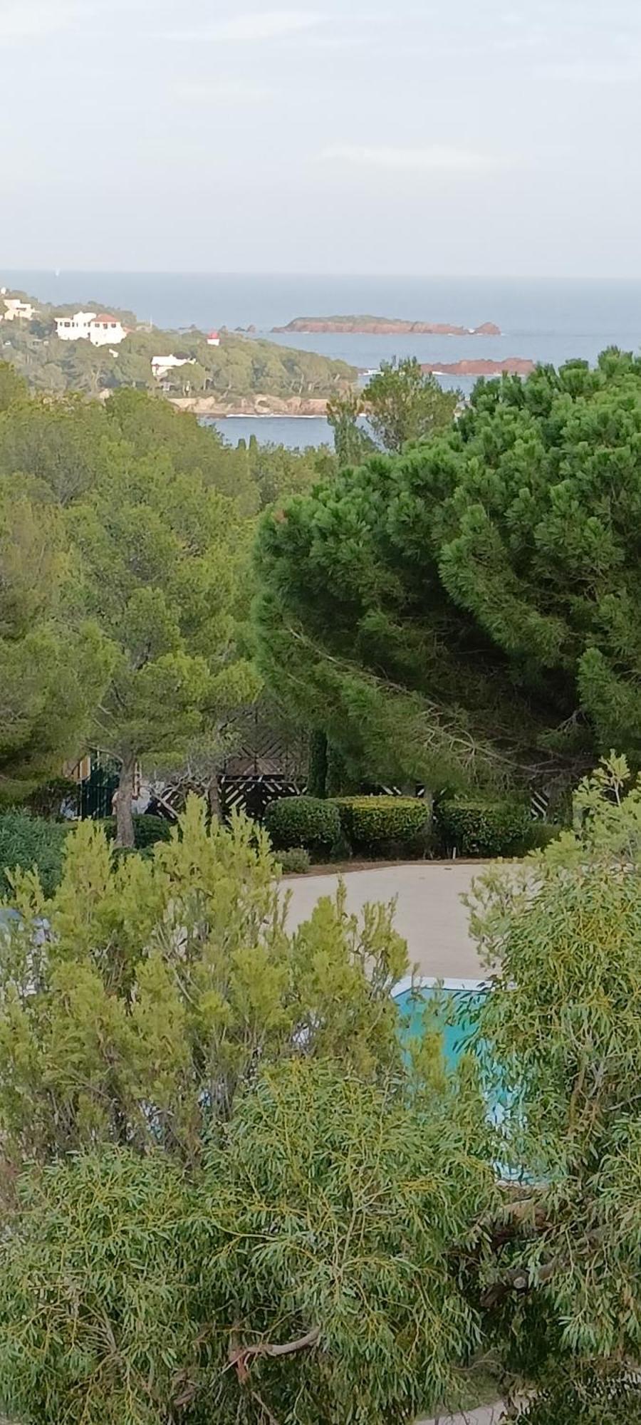 Cap Esterel Village Vacances T2 Vue Mer Agay Saint-Raphaël Extérieur photo